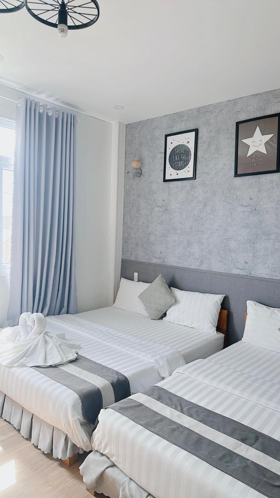 Hotel Sele House